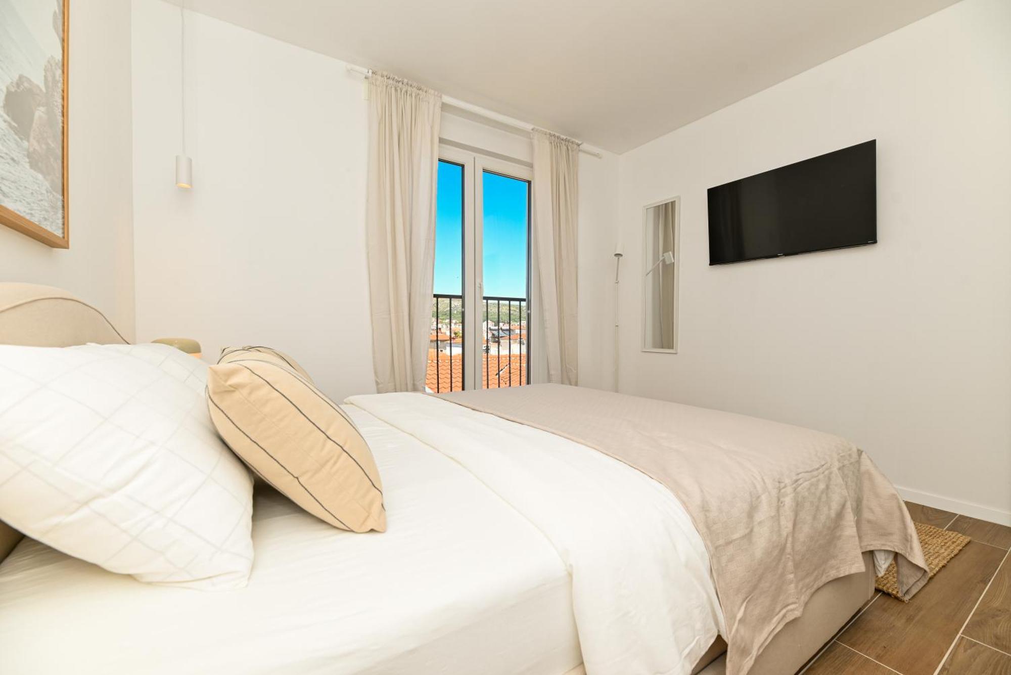 Downtown Apartments Maar Trogir Buitenkant foto