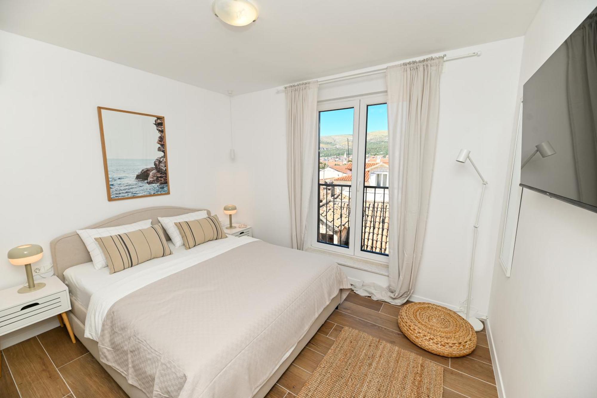 Downtown Apartments Maar Trogir Buitenkant foto