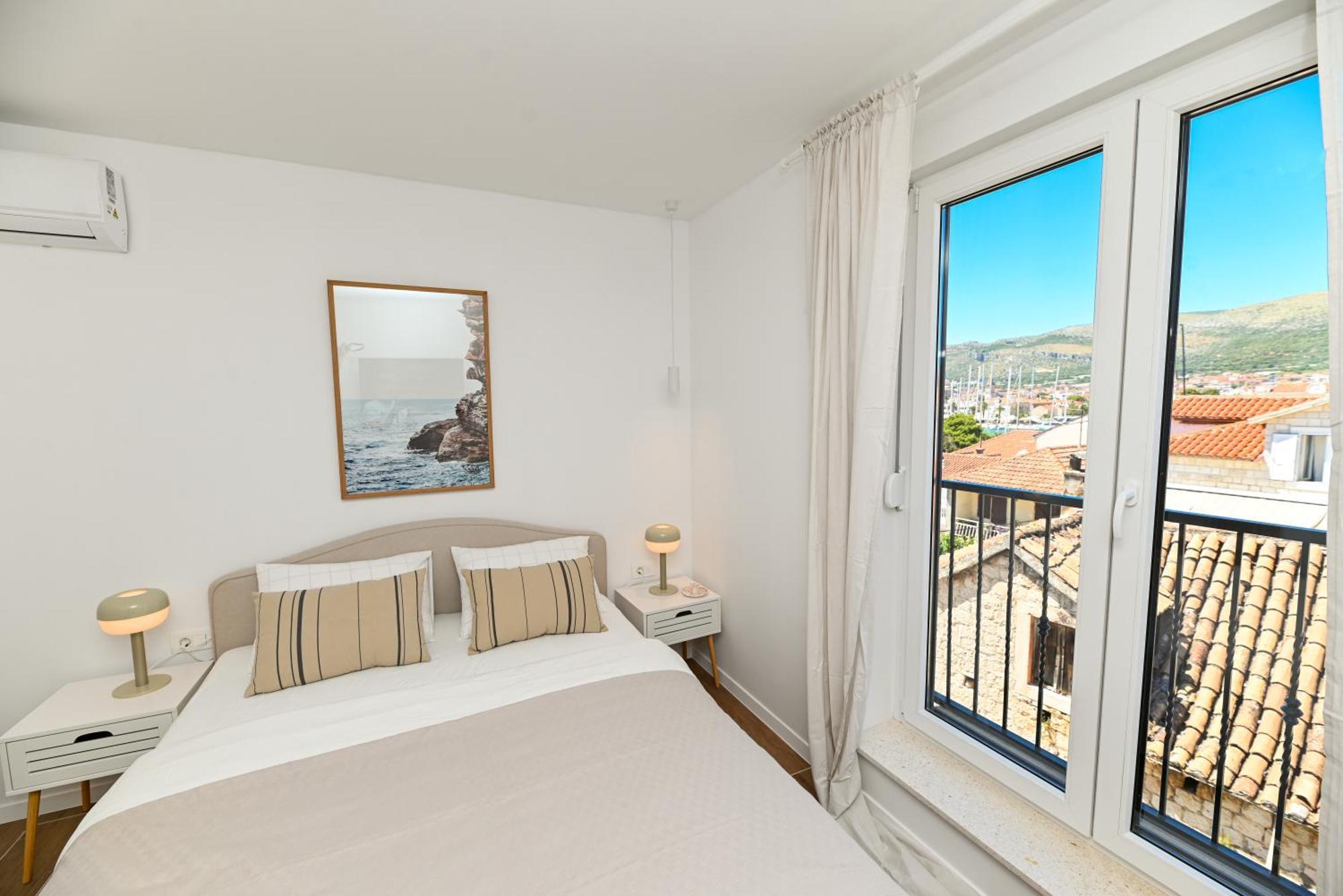 Downtown Apartments Maar Trogir Buitenkant foto