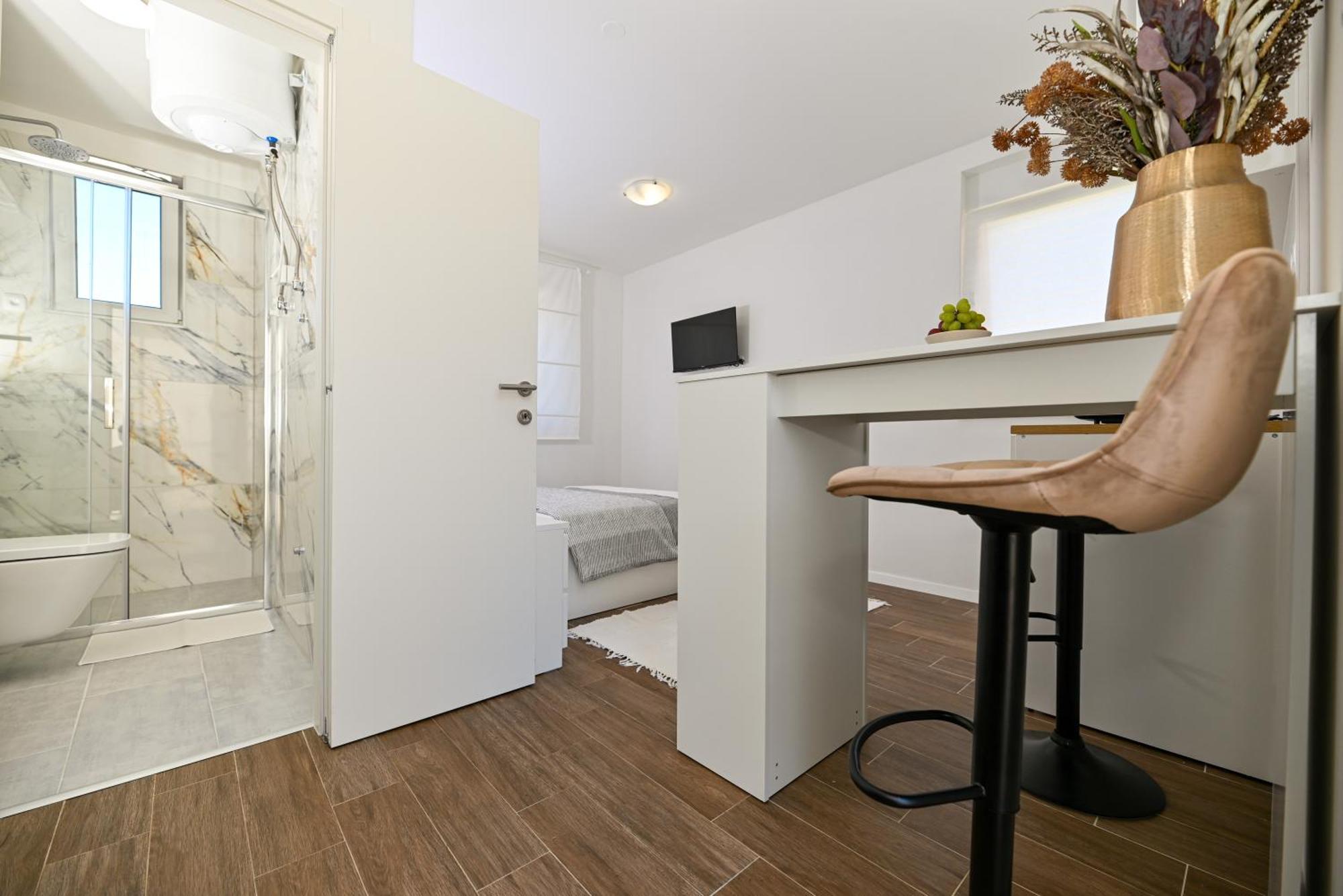 Downtown Apartments Maar Trogir Buitenkant foto