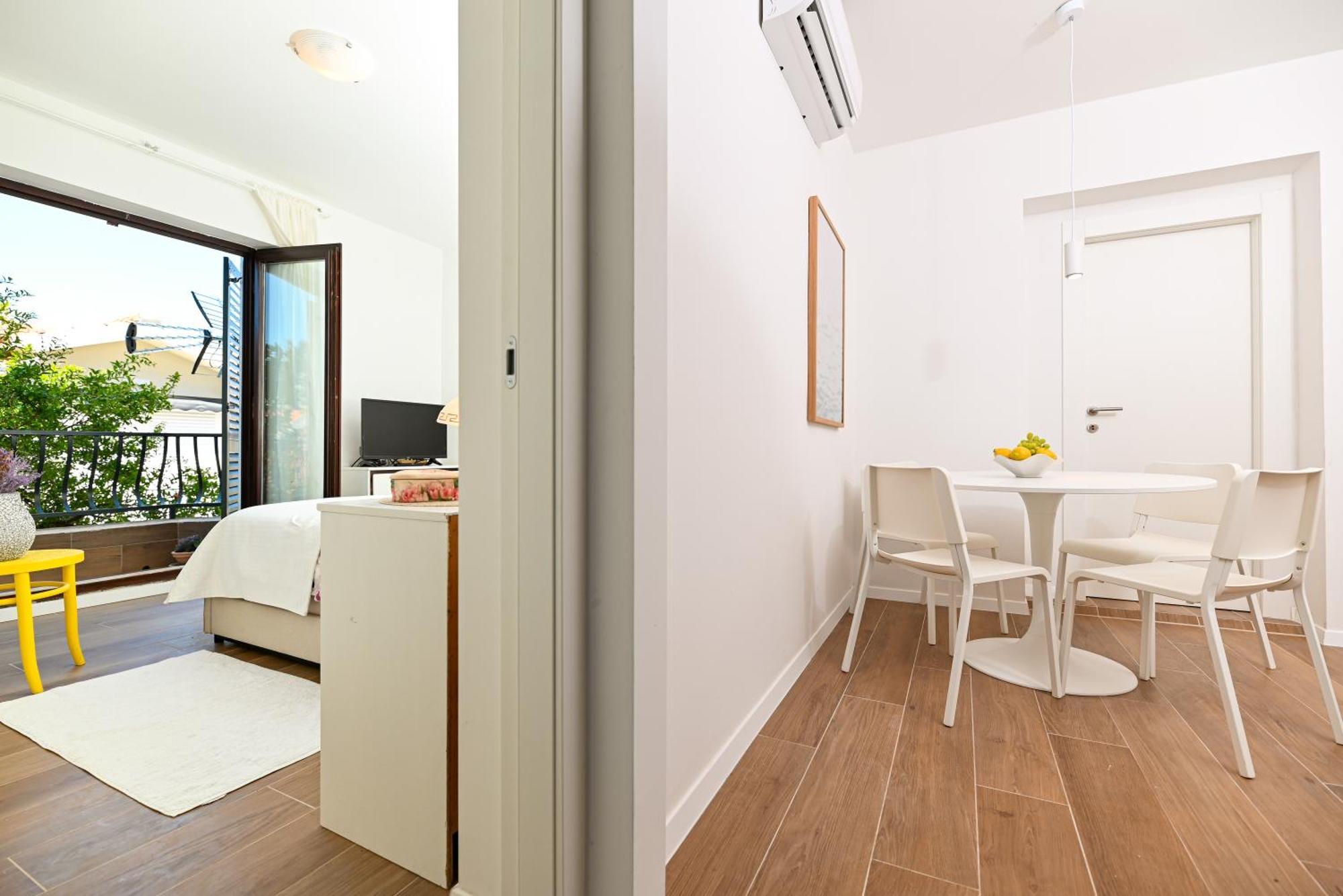 Downtown Apartments Maar Trogir Buitenkant foto